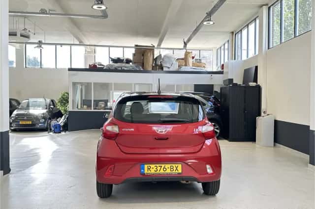 Hyundai i10 (2022) thumbnail 4