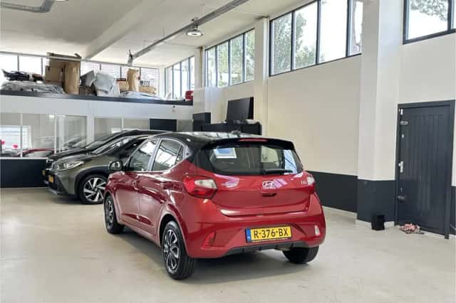 Hyundai i10 (2022) thumbnail 5