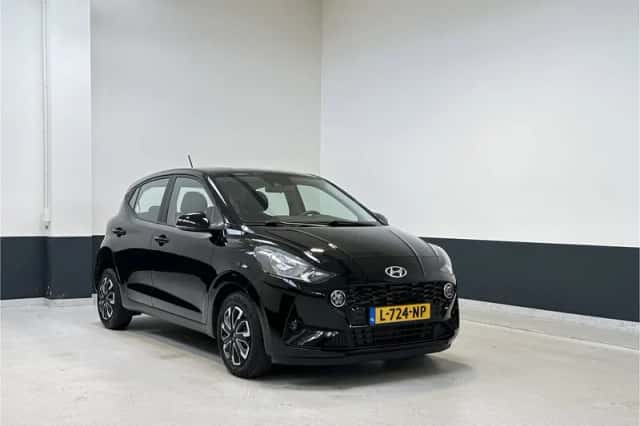 Hyundai i10 (2021) thumbnail 1