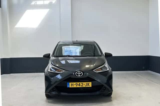 Toyota Aygo (2020) thumbnail 3