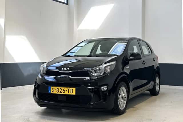 Kia Picanto (2023) thumbnail 3