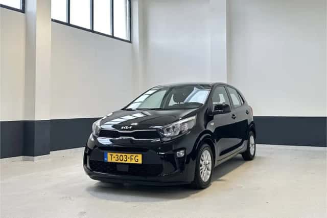 Kia Picanto (2023) thumbnail 2