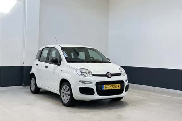 Fiat Panda (2017) thumbnail 1