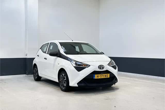 Toyota Aygo (2020) thumbnail 1