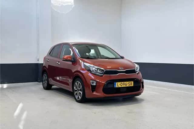 Kia Picanto (2021) thumbnail 1