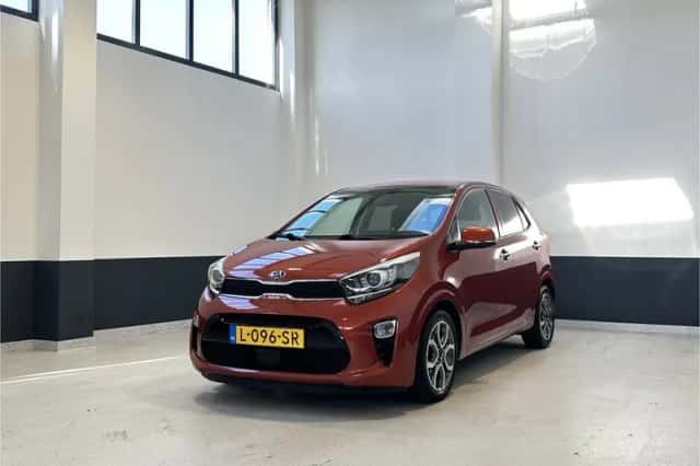 Kia Picanto (2021) thumbnail 2