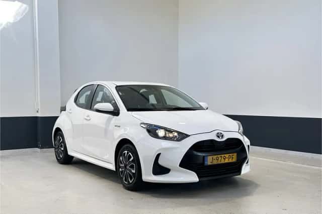 Toyota Yaris (2020) thumbnail 1