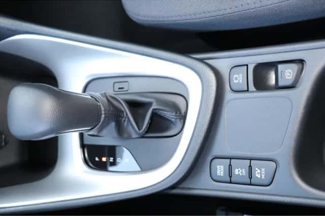 Mazda 2 Hybrid (2026) thumbnail 5