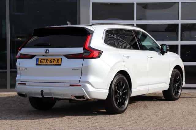 Honda CR-V (2024) thumbnail 2
