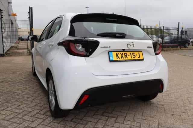 Mazda 2 Hybrid (2025) thumbnail 5