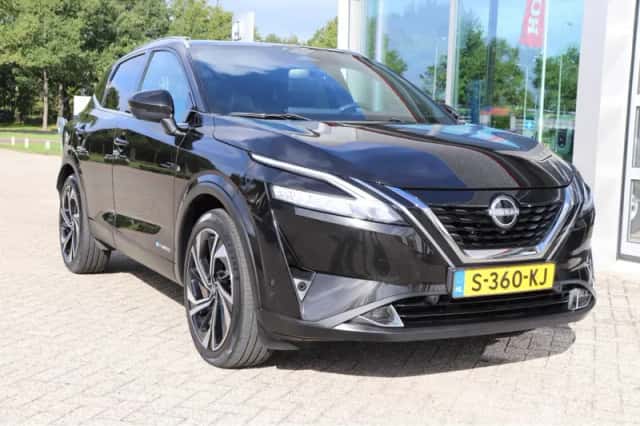 Nissan Qashqai (2023) thumbnail 3
