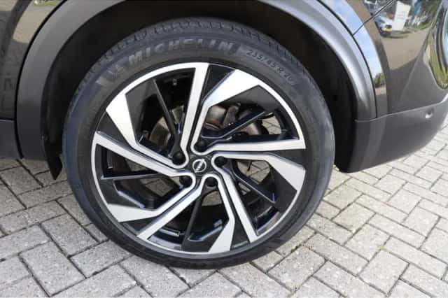 Nissan Qashqai (2023) thumbnail 6