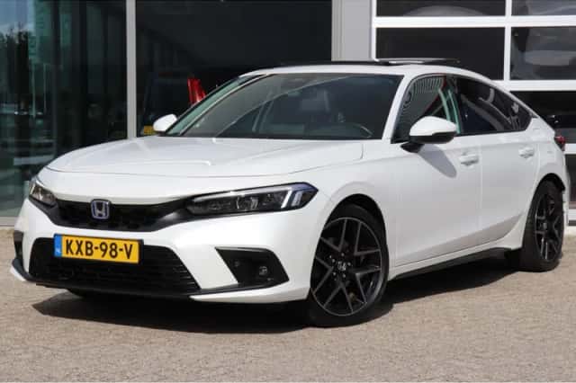 Honda Civic (2024) thumbnail 1