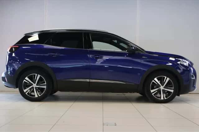 Peugeot 3008 (2019) thumbnail 5