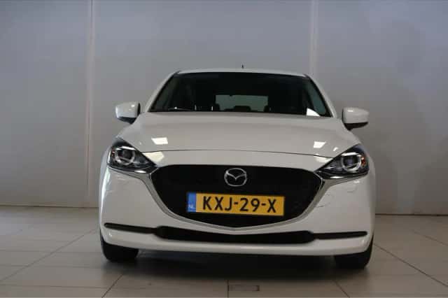 Mazda 2 (2021) thumbnail 3