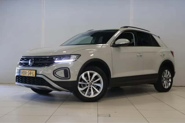 Volkswagen T-Roc (2025) thumbnail 2