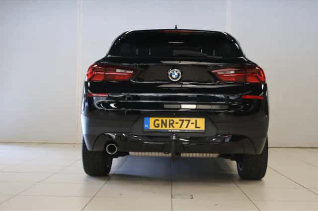 BMW X2 (2021) thumbnail 6