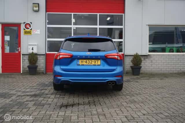 Ford Focus (2020) thumbnail 4