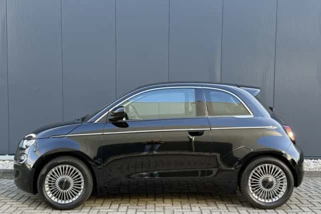 Fiat 500e (2023) thumbnail 5
