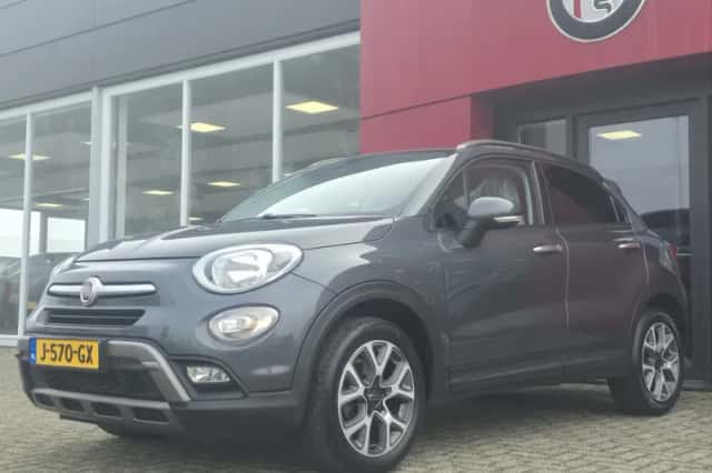 Fiat 500X (2015) thumbnail 2