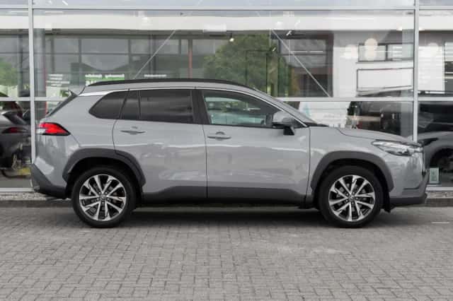 Toyota Corolla Cross (2022) thumbnail 3