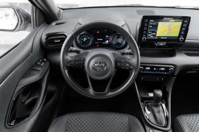 Toyota Yaris (2022) thumbnail 5