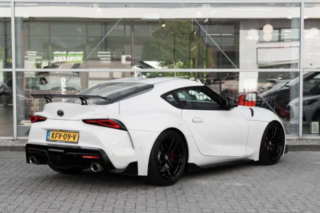 Toyota Supra (2021) thumbnail 2