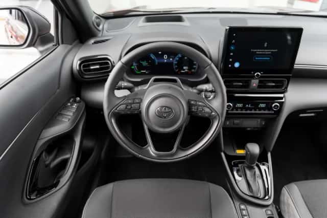 Toyota Yaris Cross (2026) thumbnail 5