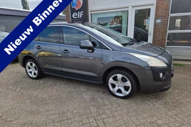 Peugeot 3008 (2011) thumbnail 1