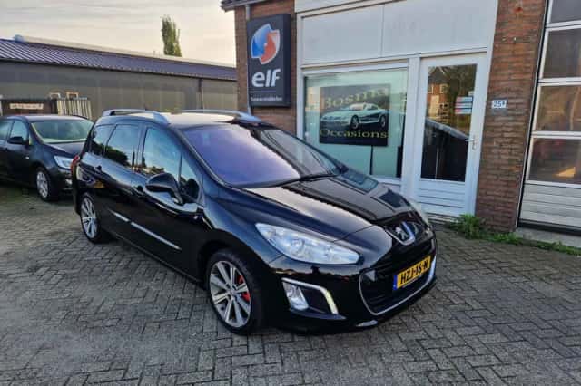 Peugeot 308 (2011) thumbnail 2