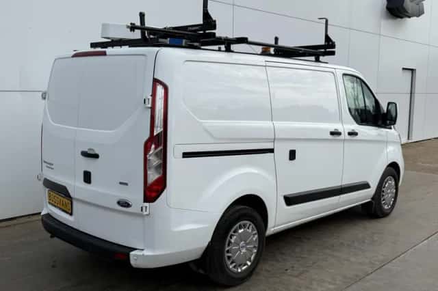 Ford Transit Custom (2022) thumbnail 3