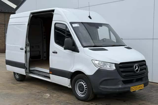 Mercedes-Benz Sprinter (2021) thumbnail 5