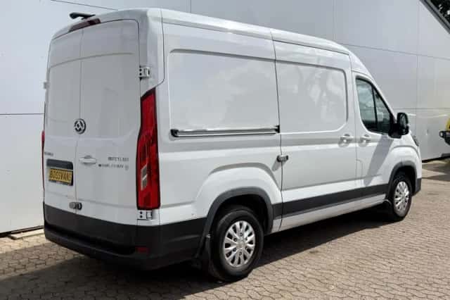 Maxus eDeliver9 (2023) thumbnail 4