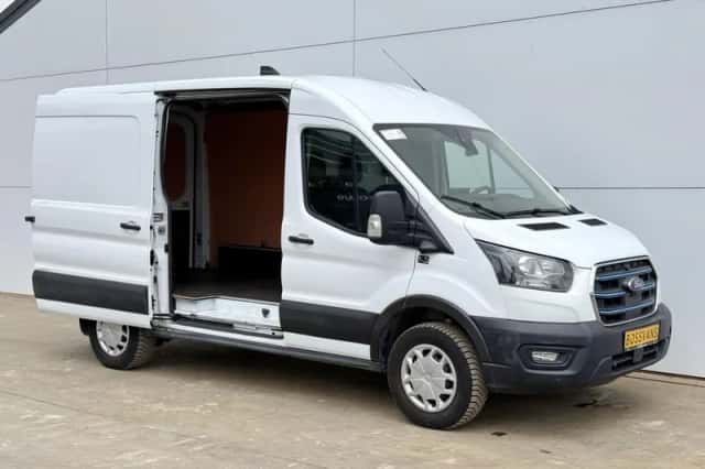 Ford E-Transit (2023) thumbnail 6