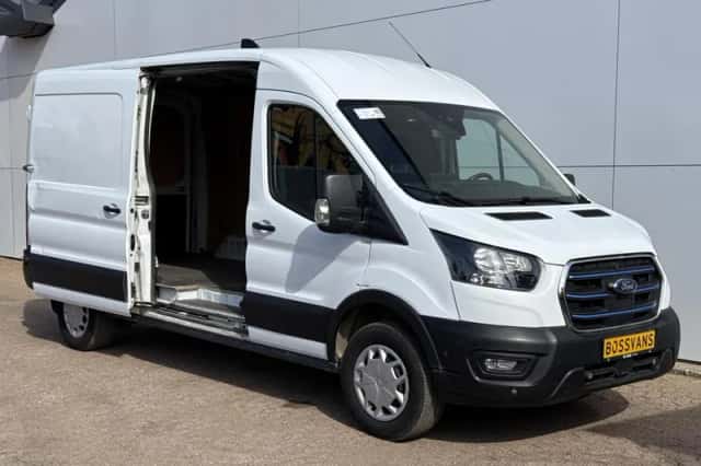 Ford E-Transit (2022) thumbnail 6