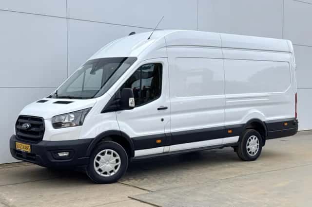 Ford Transit (2024) thumbnail 1
