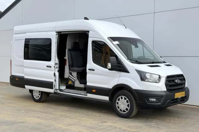 Ford Transit (2024) thumbnail 5