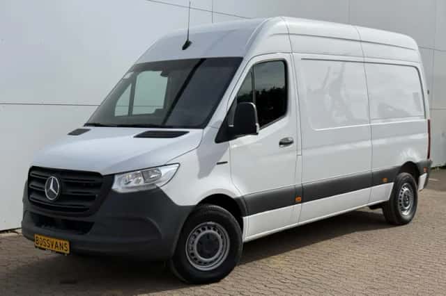 Mercedes-Benz eSprinter (2024) thumbnail 1