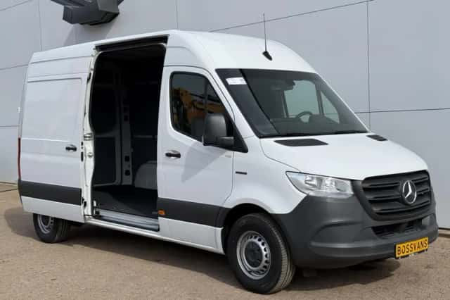 Mercedes-Benz eSprinter (2024) thumbnail 6