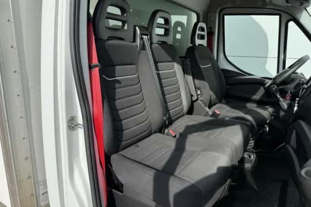 Iveco Daily (2022) thumbnail 6