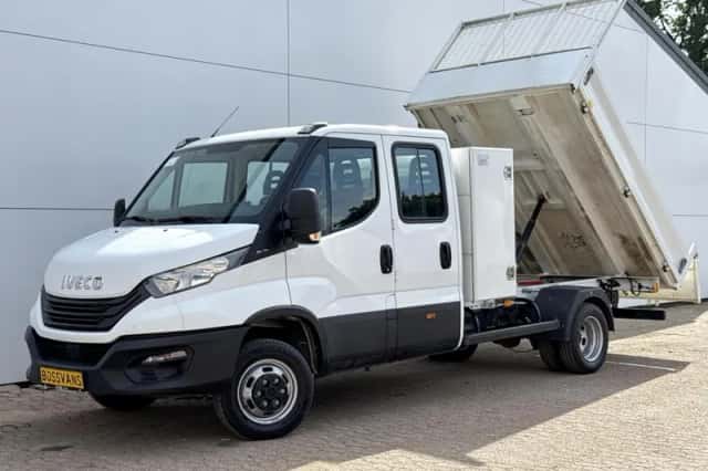 Iveco Daily (2022) thumbnail 1