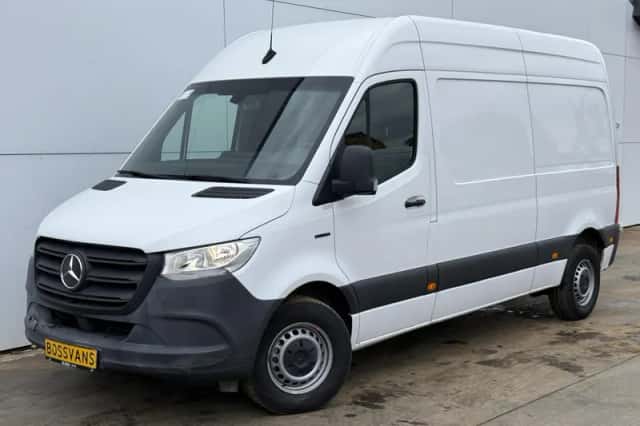 Mercedes-Benz eSprinter (2022) thumbnail 1