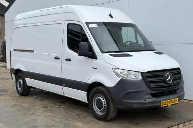 Mercedes-Benz eSprinter (2022) thumbnail 5