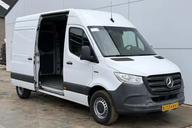 Mercedes-Benz eSprinter (2022) thumbnail 6