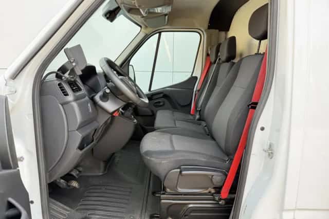 Renault Master (2023) thumbnail 5