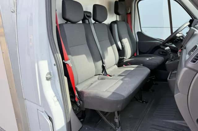 Renault Master (2023) thumbnail 6