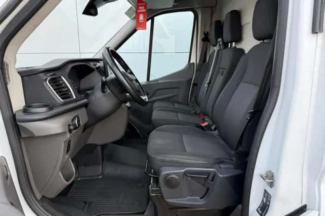 Ford E-Transit (2023) thumbnail 6