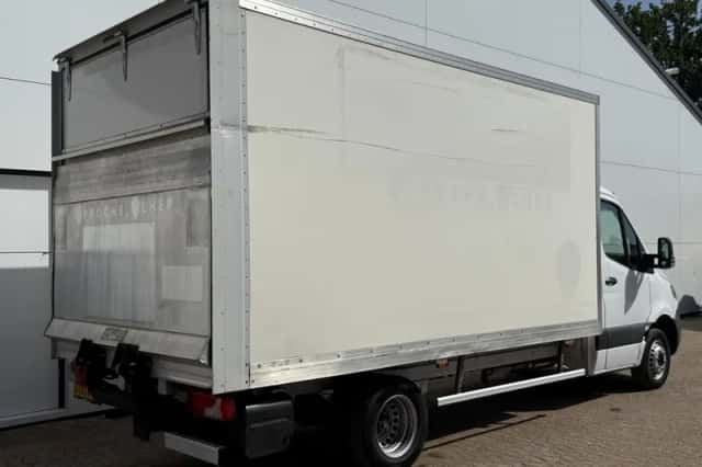 Mercedes-Benz Sprinter (2022) thumbnail 3