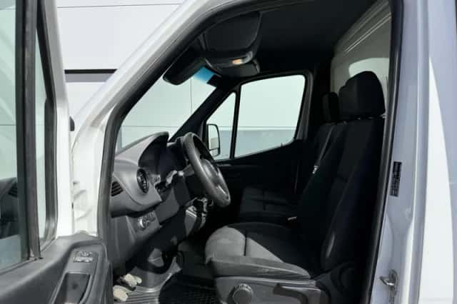 Mercedes-Benz Sprinter (2022) thumbnail 5