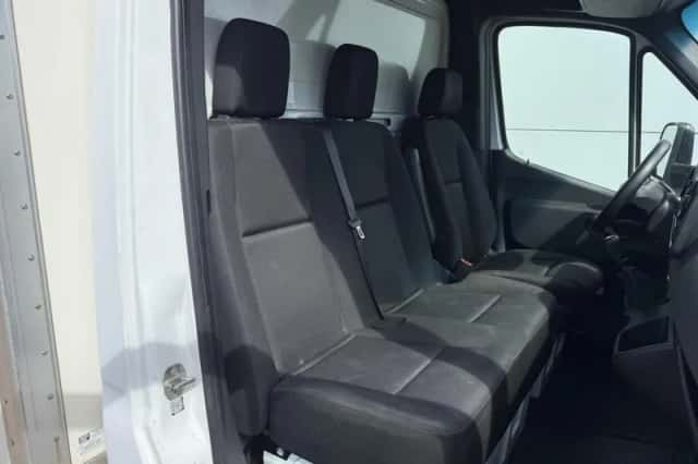 Mercedes-Benz Sprinter (2022) thumbnail 6